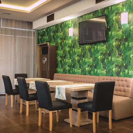 Семеен Хотел Естило Hotel Dimitrovgrad  Luaran gambar